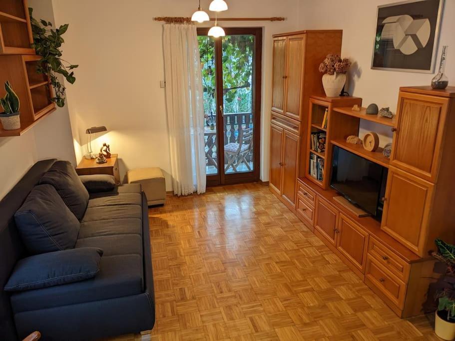 Apartment Kolodvor Dornberk Esterno foto